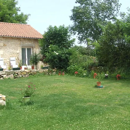 Chambres D'hotes La Pombolaise Saint-Front-la-Rivière